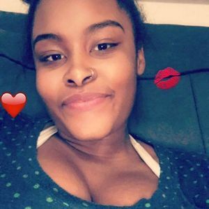 Meet your Posher, Farrah